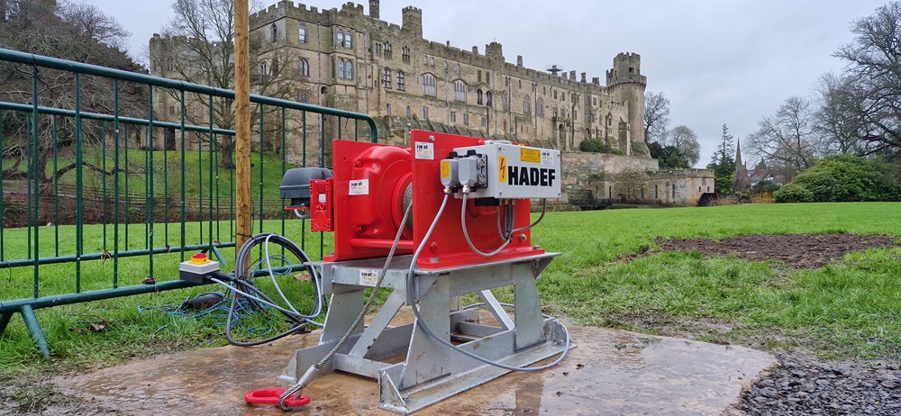 Hadef electric winch at Warwick Castle