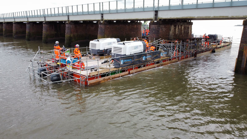 Hire of 8 Off JDN Air Hoists for Powered Pontoon